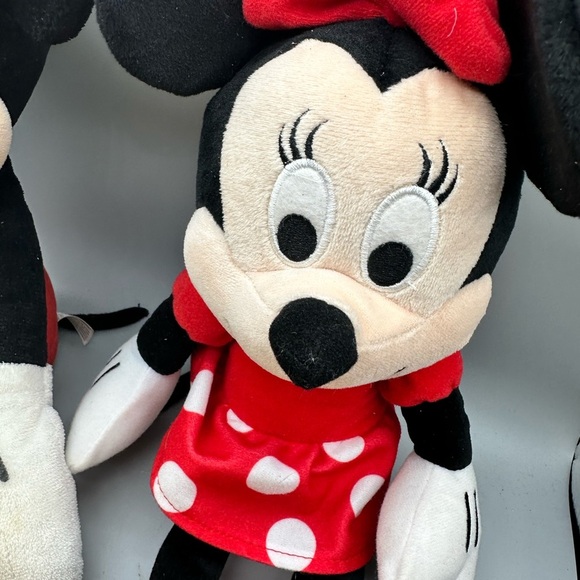 Walt Disney Mickey and Minnie Mouse stuffed dolls - Picture 11 of 12